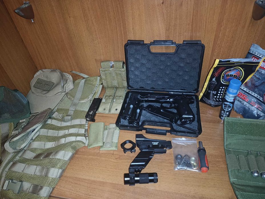 Taurus PT92 Co2 de la KWC SET complet