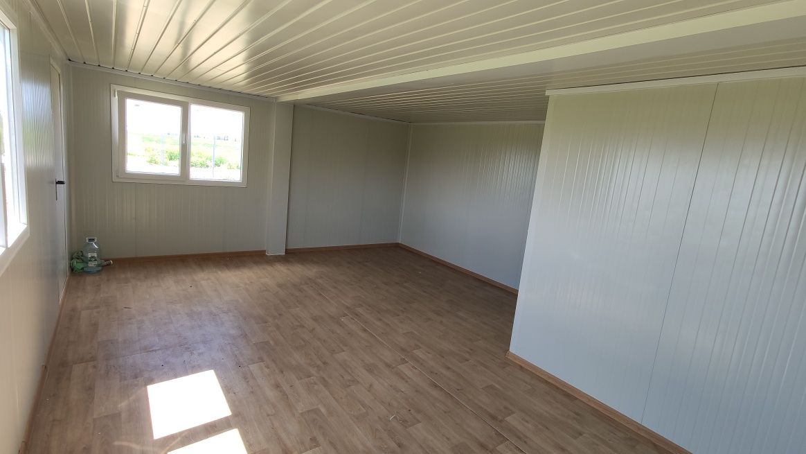 Cladire container