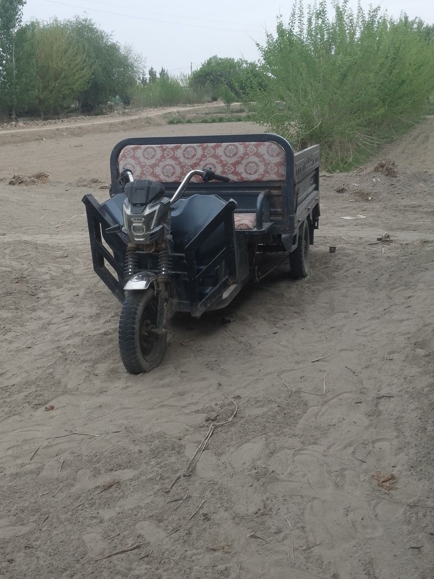 Elektron moto sotiladi