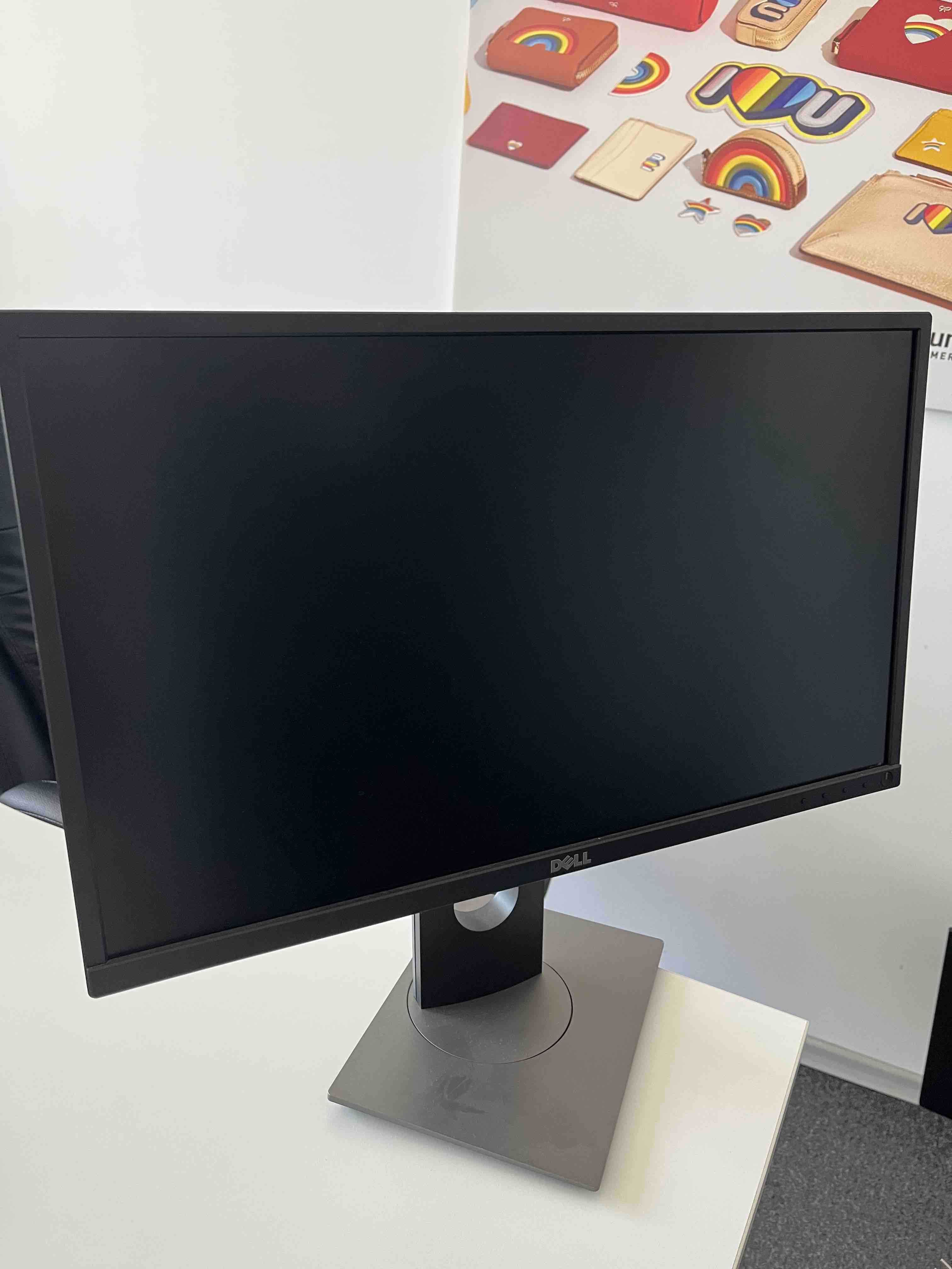 Монитор Dell 23" P2317H