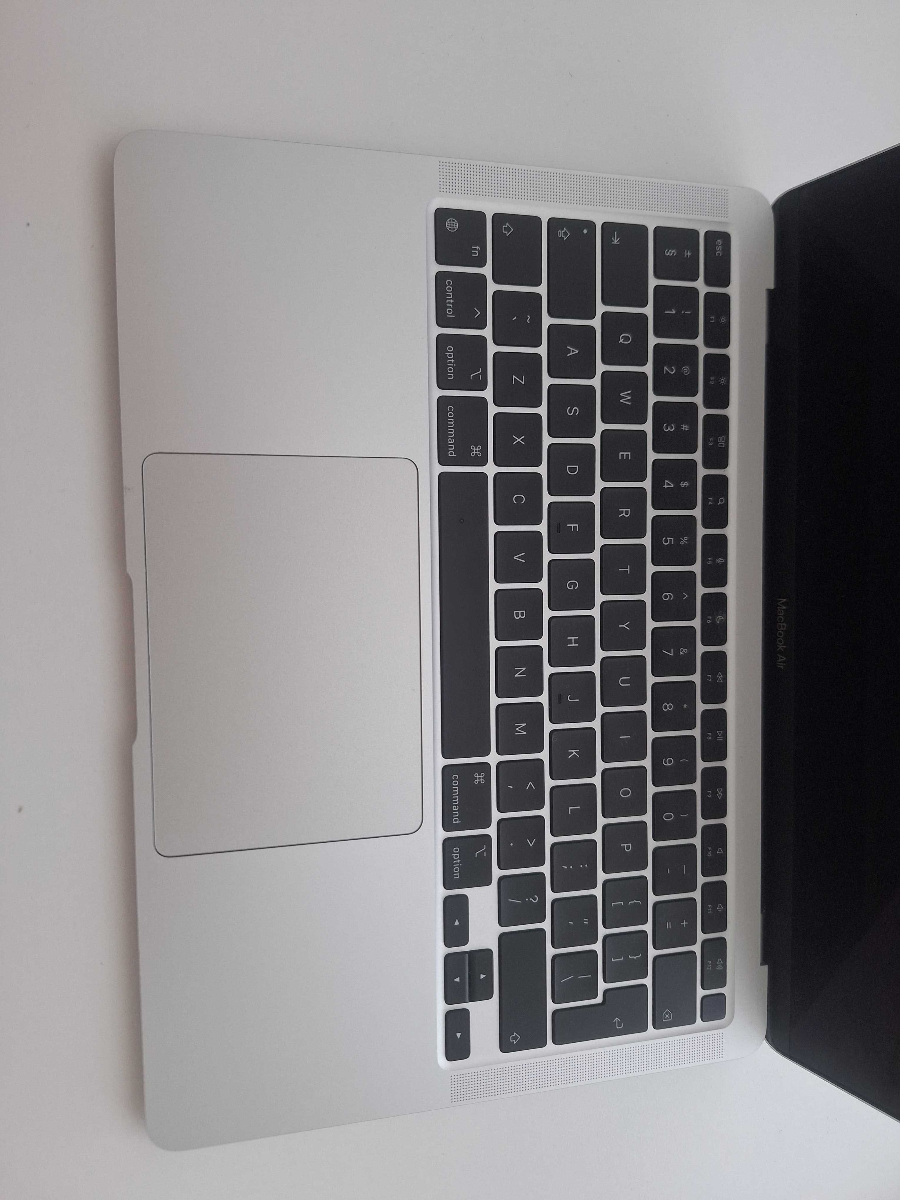 Macbook Air M1 2020 13.3'' 8GB RAM 256GB SSD