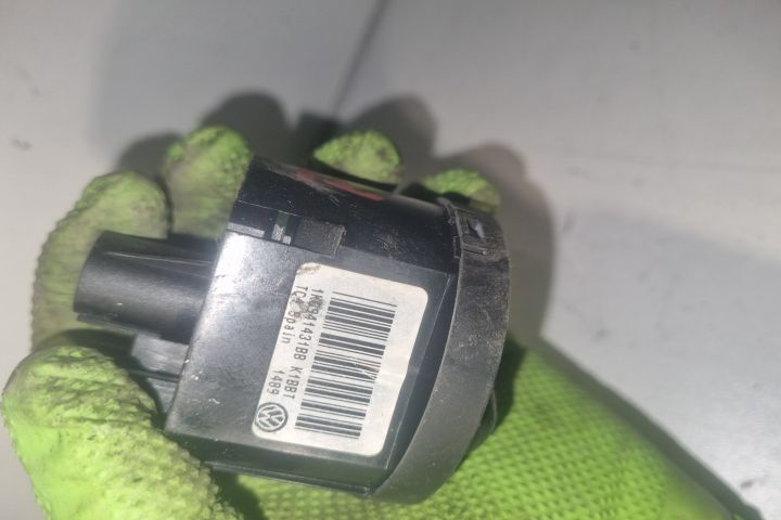 Comutator faruri 1K0941431BB Volkswagen VW Golf a 5-a generatie