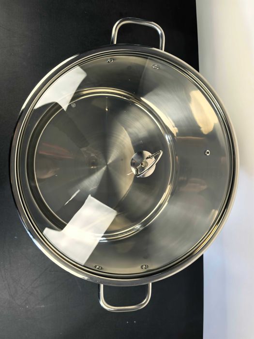 Oala inox 38x26 cm 30 litri cu capac sticla 350 lei