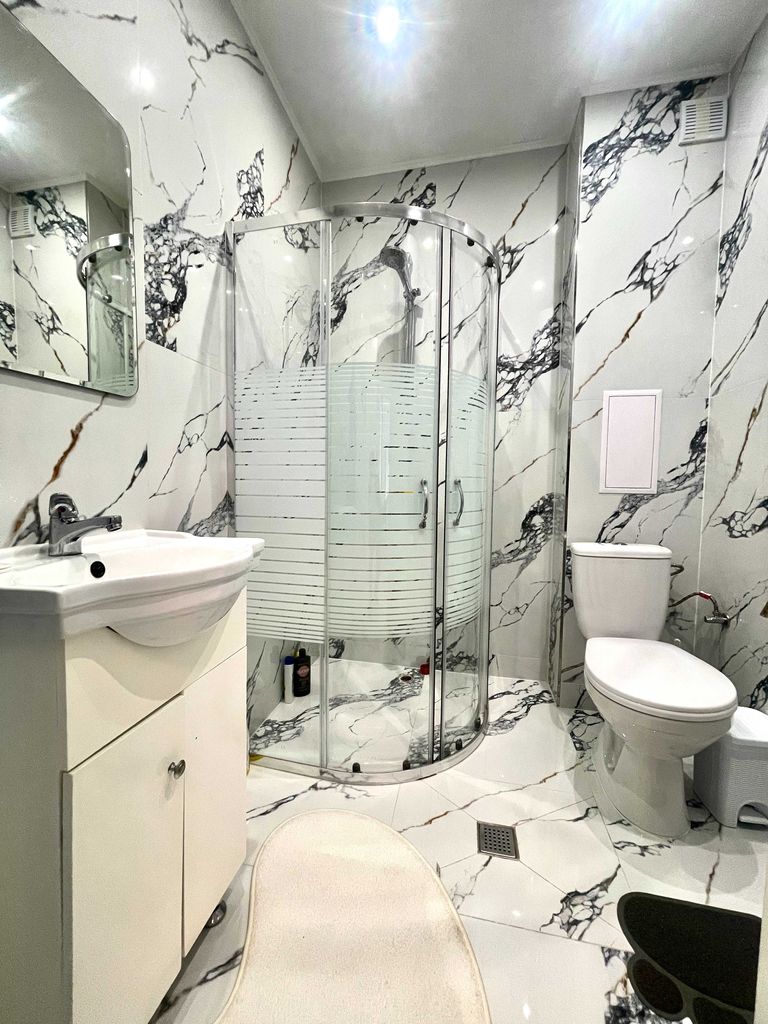 Продава се Двустаен апартамент в Пловдив, Христо Смирненски - 70 кв.м за 1915 €/кв.м - Снимка #6