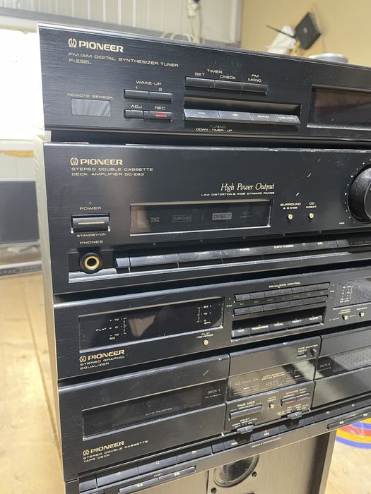 Sistem Pioneer deck,egalizator,tuner