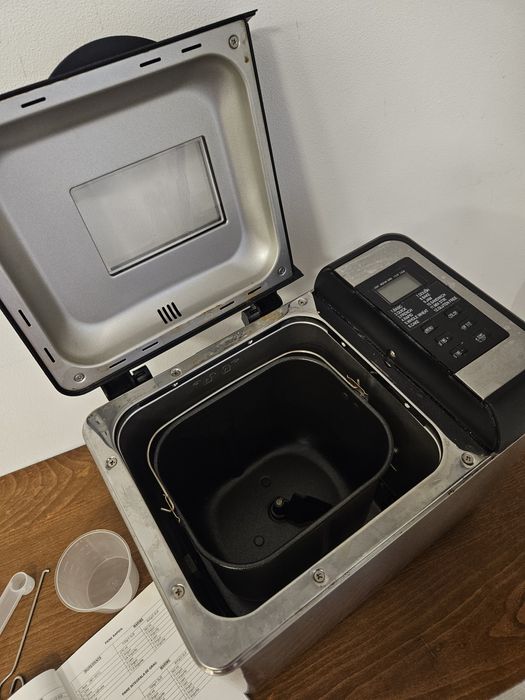 Aparat de făcut pâine