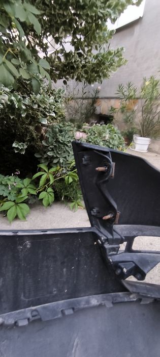 Предна броня Passat B6