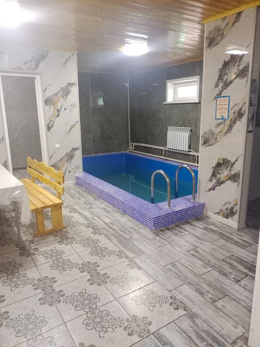 Баня с бассейном