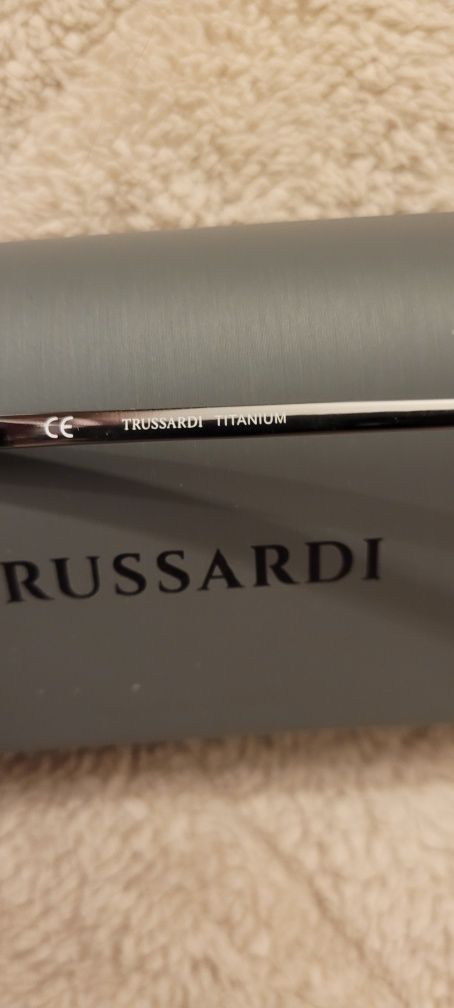 Мъжки слънчеви очила TRUSSARDI
