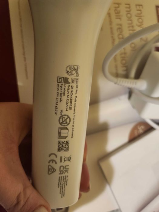 Epilator IPl Philips Lumea 8000