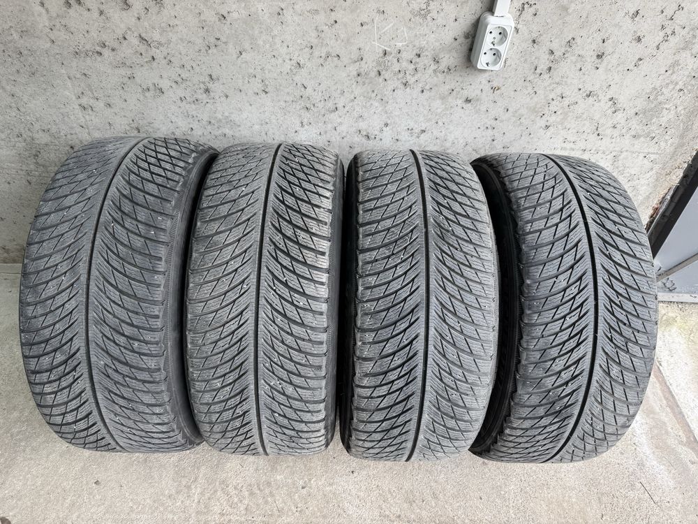 Зимни гуми 245/45/17 Michelin Alpin 5 DOT 2021