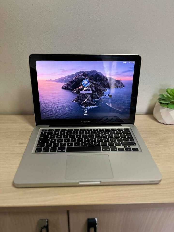 MacBook Pro 13” Mid 2012 – SSD + 8GB RAM