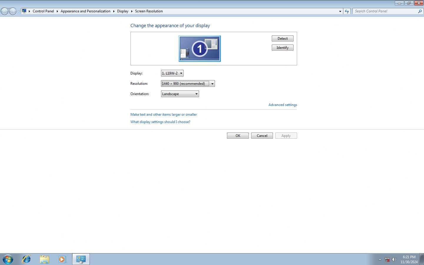 Компютър i7 950 3 GHz 10GB RAM  2 HDD с монитор Fujitsu 19"