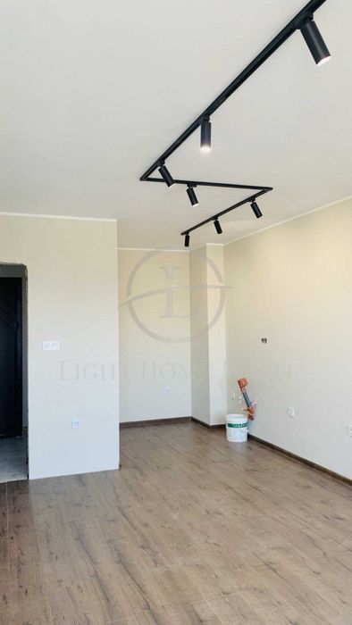 Продава се Двустаен апартамент в Пловдив, Кючук Париж - 65 кв.м за 1616 €/кв.м - Снимка #1