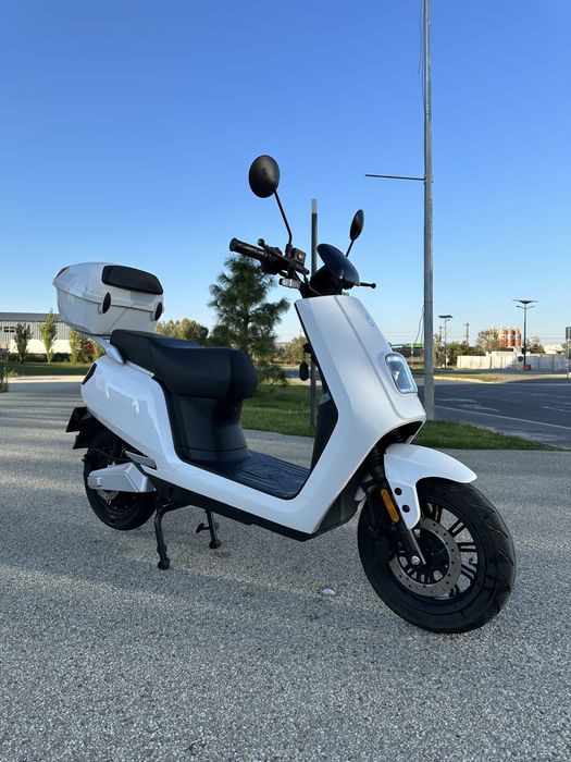 Scuter Lvneng LX05 impecabil.