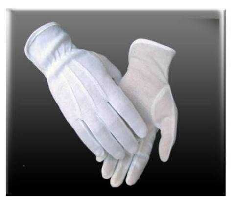 Парадные белые перчатки