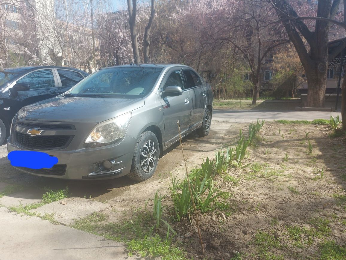 Продаю свой Кобальт