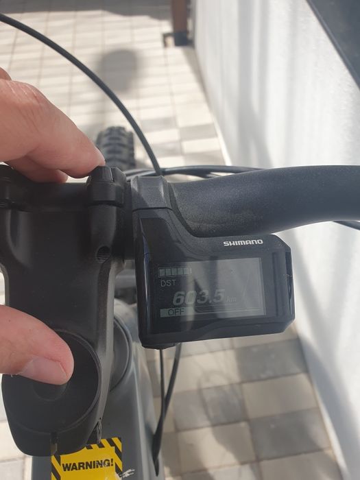 Bicicleta BMC electrica cu cadru de carbon