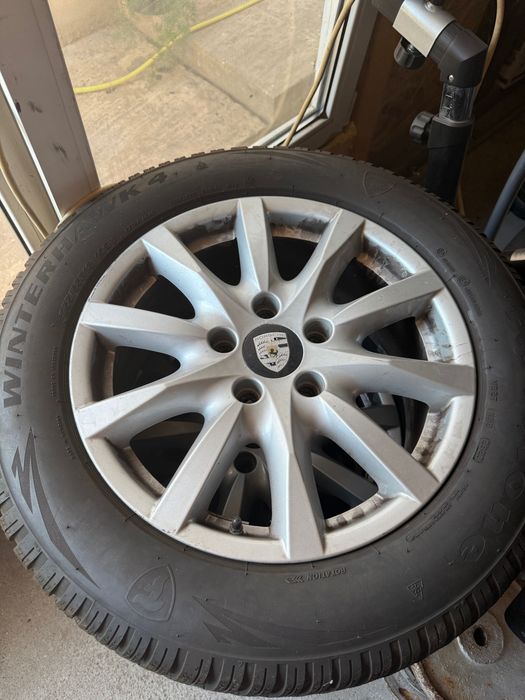 Vând jante plus cauciucuri noi Porsche cayenne