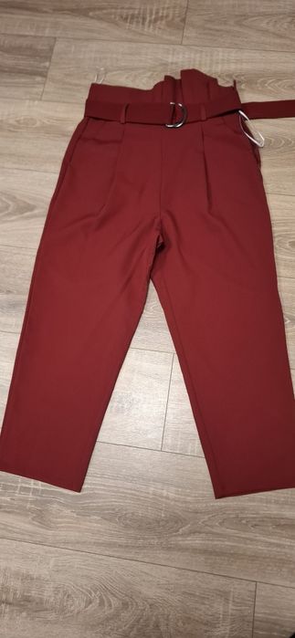 Pantaloni eleganți rosii