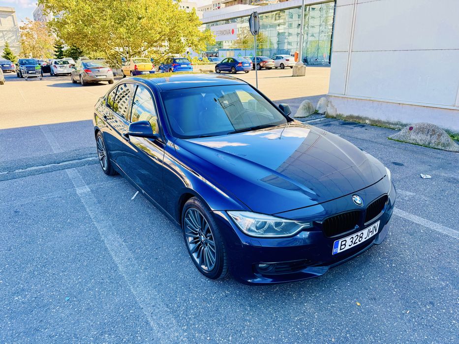 Proprietar Vand BMW 328i F30 245CP Luxury Line
