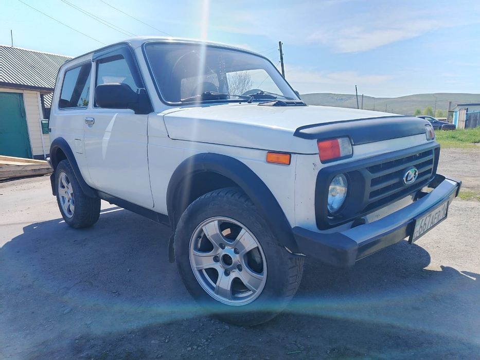 Продам ниву 21214