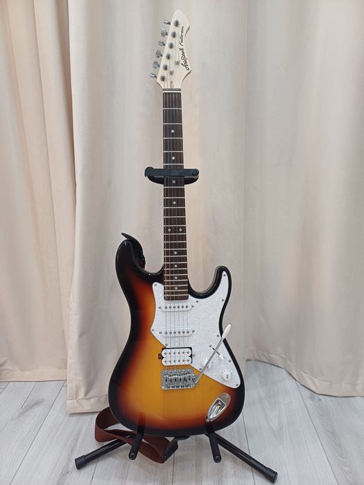 Электрогитара Стратокастер