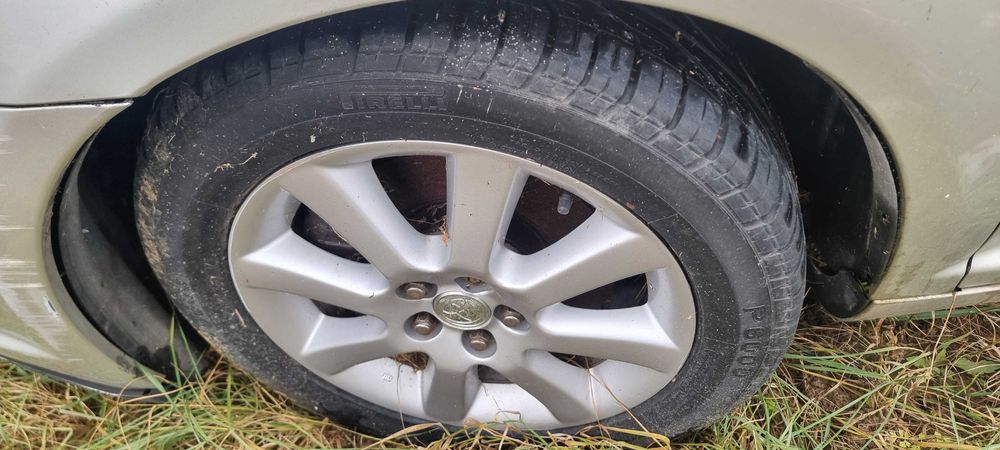 Тойота авенсис 2.0 дизел на части