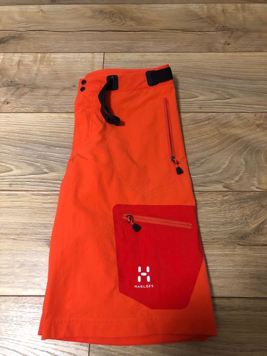 HAGLOFS-pantaloni scurti ca si NOI pt dame S
