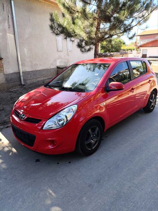 Hyundai i20 1.2i / Хюндай и20 70,000km