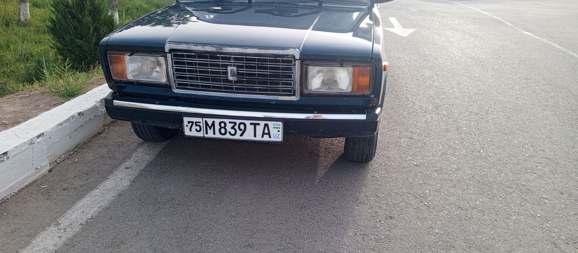 Lada 2107 sotiladi