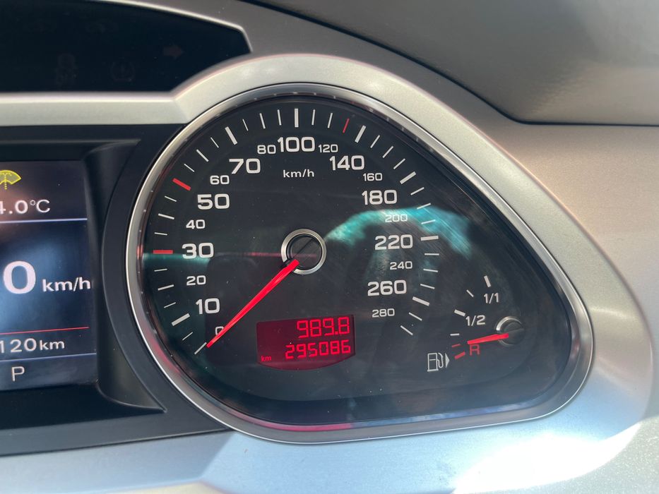 Vând sau schimb Audi A6 C6