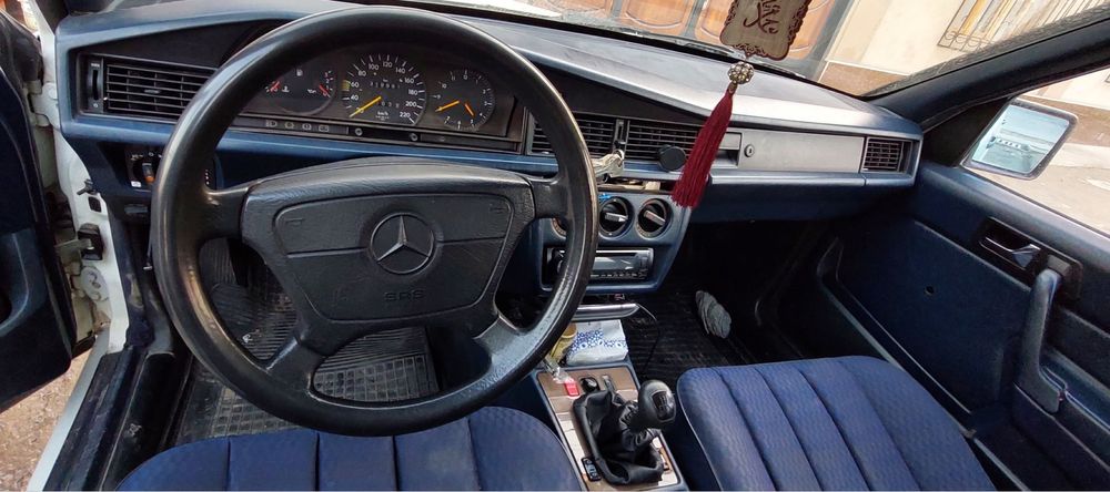 Mersedes Benz W201