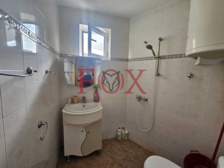 Дава се под наем Тристаен апартамент в Варна, ВИНС - 70 кв.м за 408 € - Снимка #9