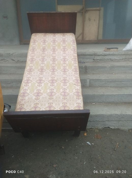 Stenka spani divan kirislo sotiladi xolati zor zavotiski  narxi tel.