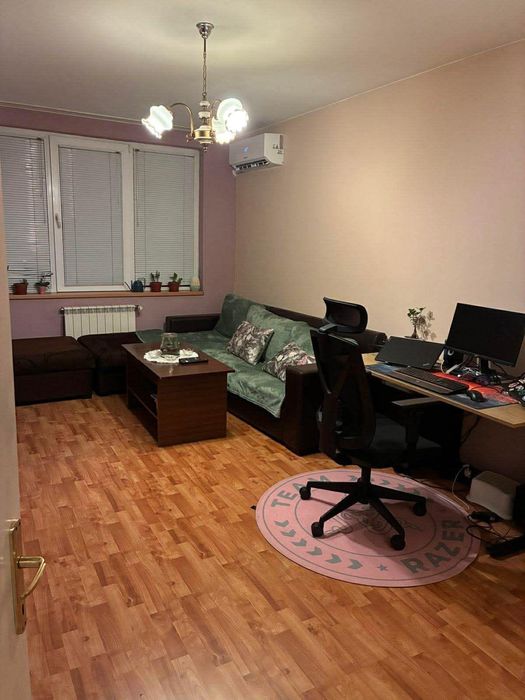 Двустаен апартамент в ж.к. Люлин 3