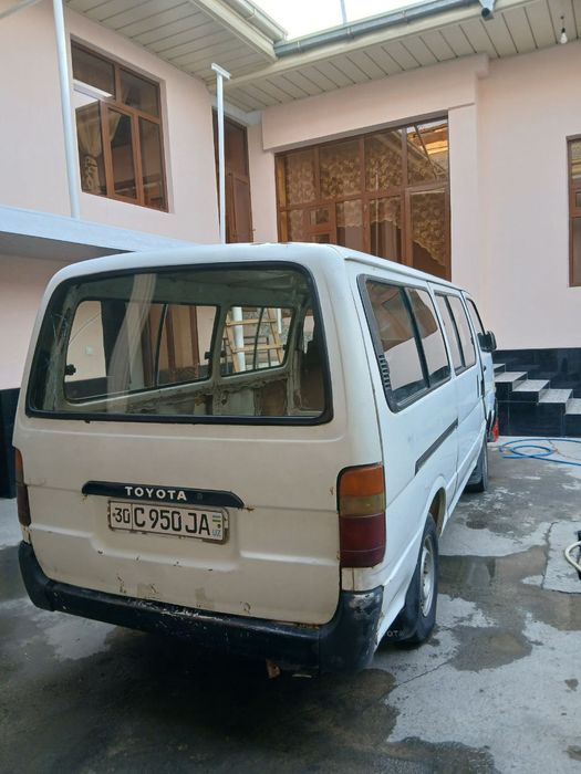 Tayota xays sotiladi