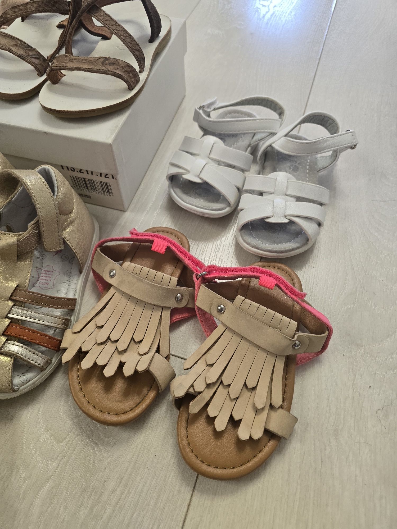 Сандали и обувки, h&m, next, Eureka, adidas,  vans