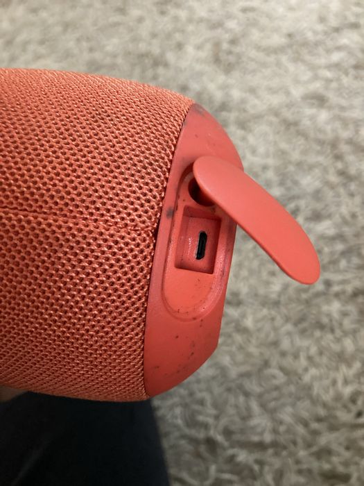 boxa bluetooth UE Wonderboom & JBL Flip