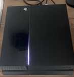 PS4 cu 2 manete + 6 jocuri vând sau schimb cu PS5 ofer diferenta!!