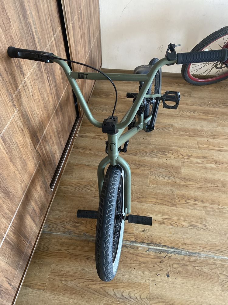 Продам велосипед BMX