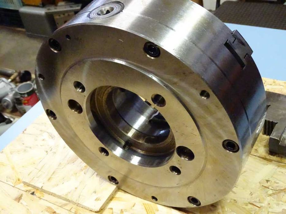 Универсален патронник за струг Ø315 mm