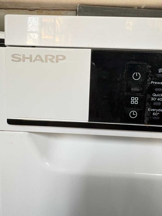 Съдомиялна Sharp