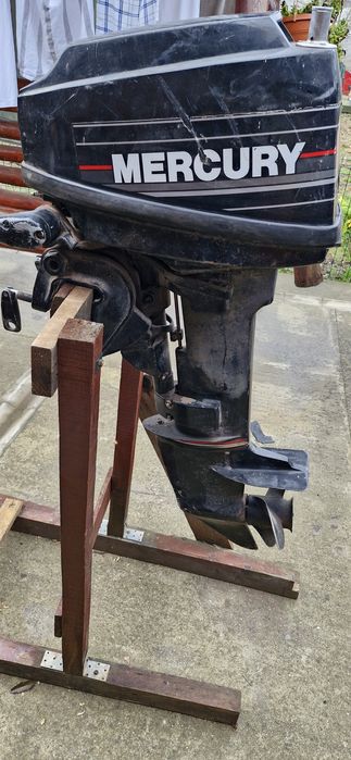 Motor barca Mercury