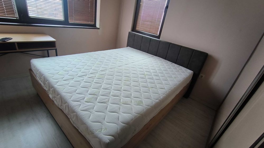 Двулицев матрак 160/200см