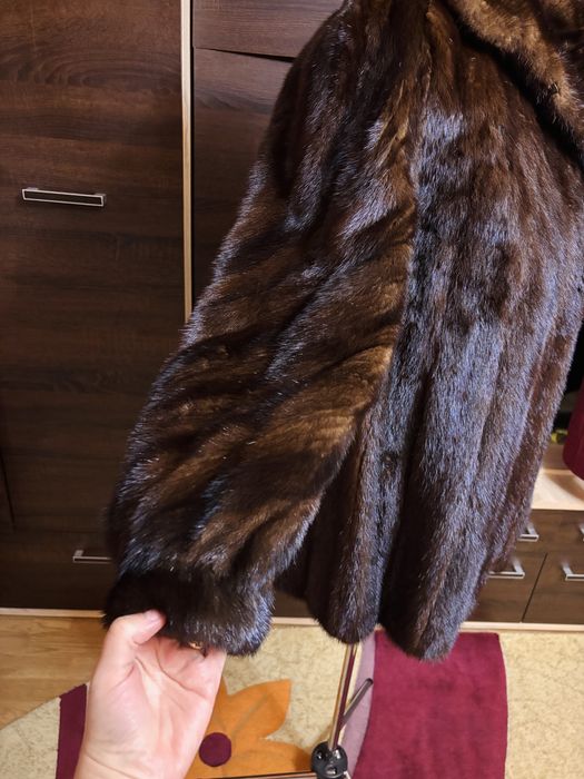 Haina blana nurca/vizon