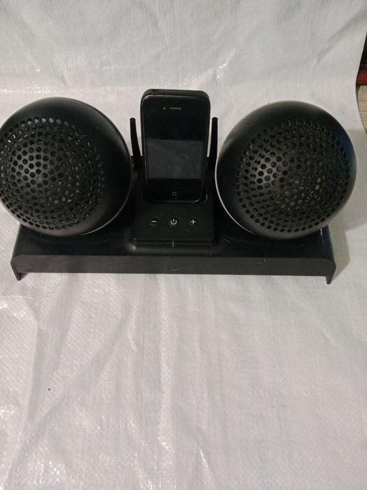 Продается айфон 4