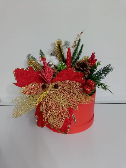 Aranjamente florale din flori și ciocolată