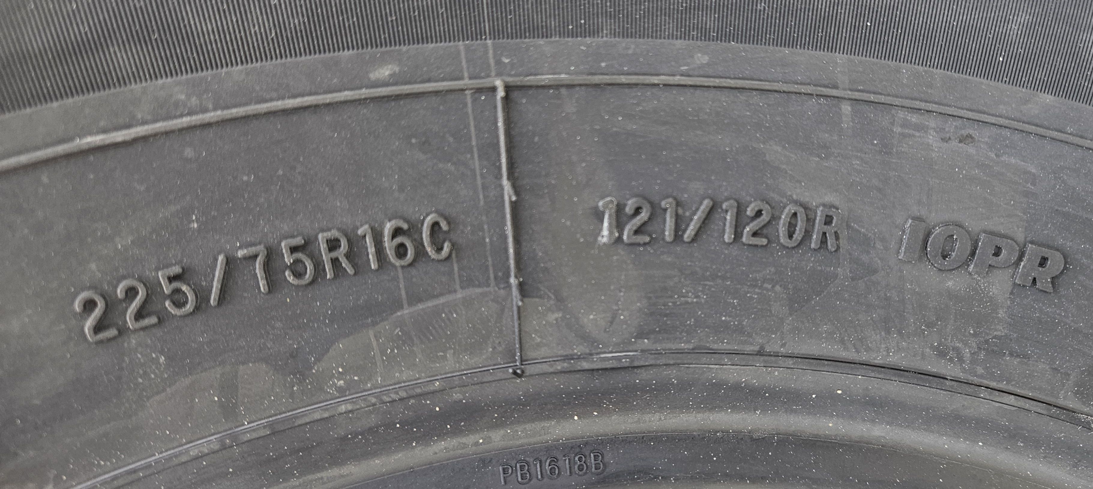 225/75 R16C, 121R (de greutate), FORTUNE 4S, Anvelope mixte M+S