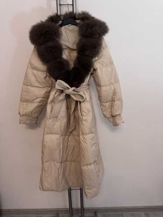 Geaca blana naturala si umplutura din puf